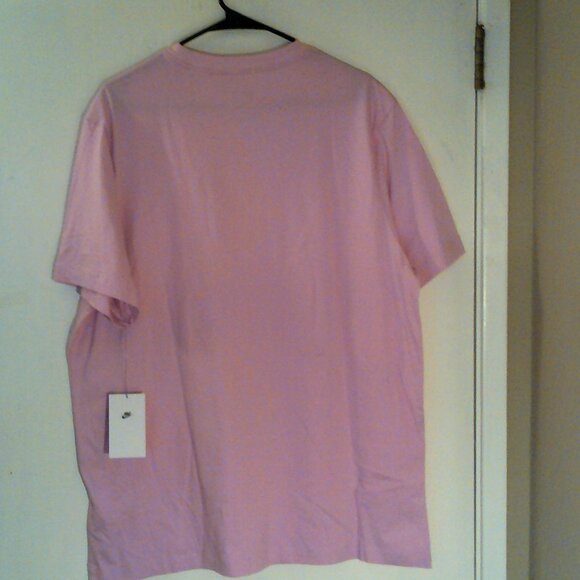 NEW NIKE SPORTSWEAR "Club Embroidered 2 Tee" MEN'S PINK T-SHIRT XL AR4997-622 - Picture 5 of 6